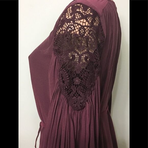 Burgundy shift dress. NWOT - Picture 3 of 7
